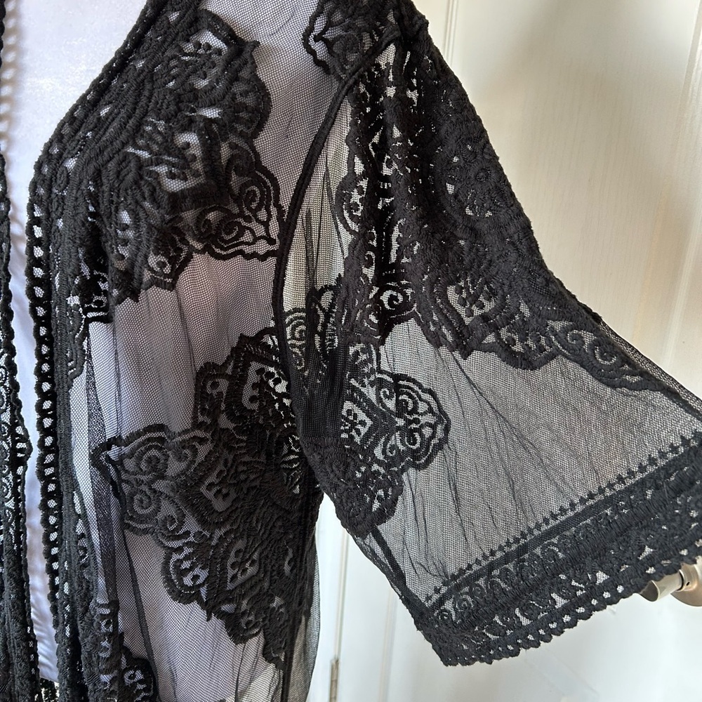 Fairycore Black Lace Cardigan – Women’s Large/XL – Boho Chic Vintage-Inspired”​ - Picture 3 of 10